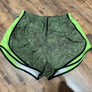Nike dry tempo shorts